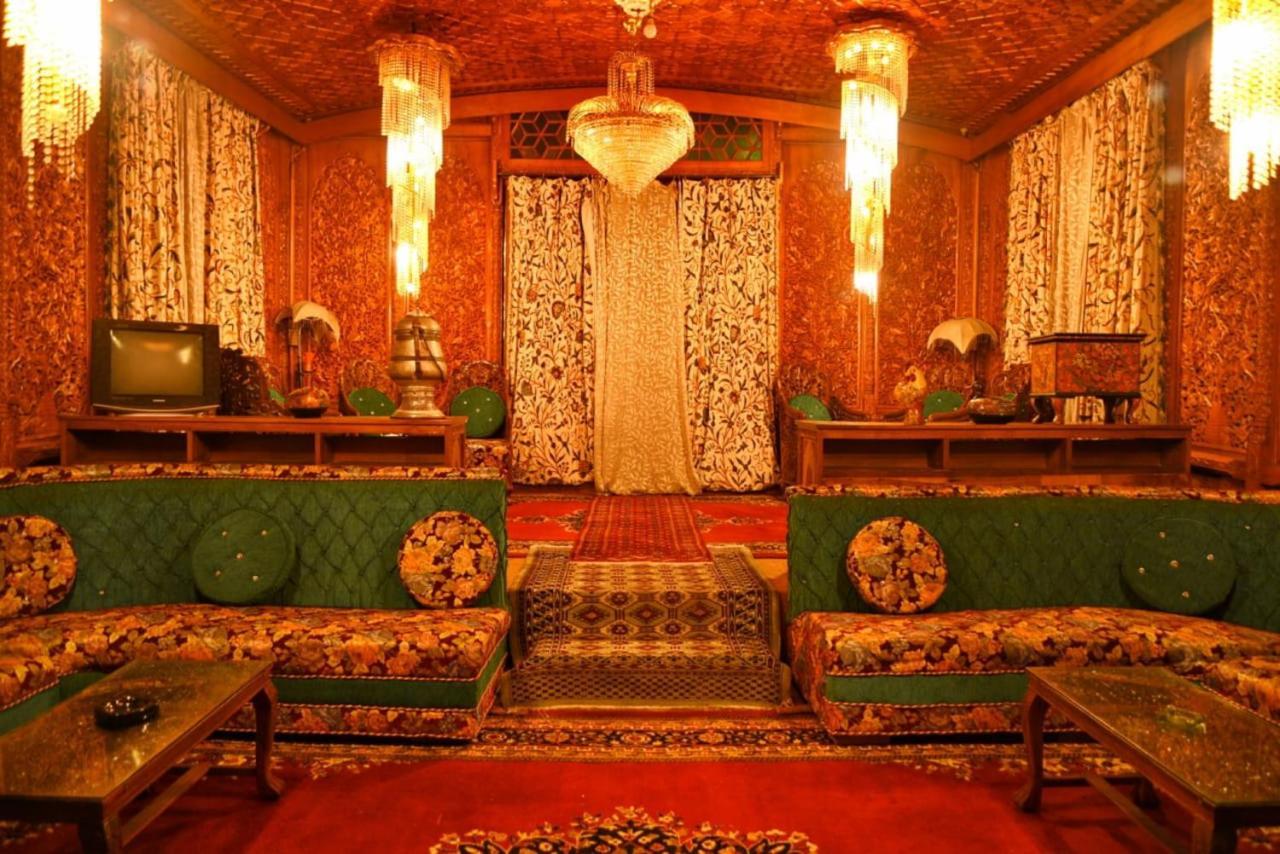 De Laila House Boat By Sterling Hotel Srīnagar Kültér fotó